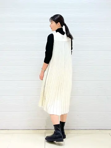 JOSEPH スタッフ コーディネート画像