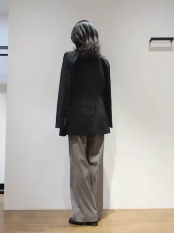 JOSEPH スタッフ コーディネート画像