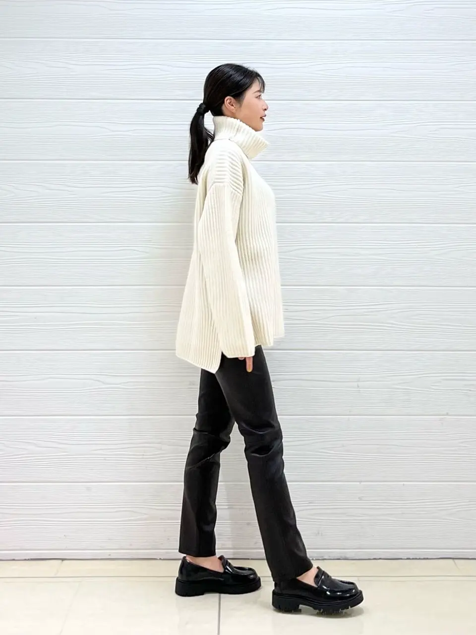 JOSEPH スタッフ コーディネート画像