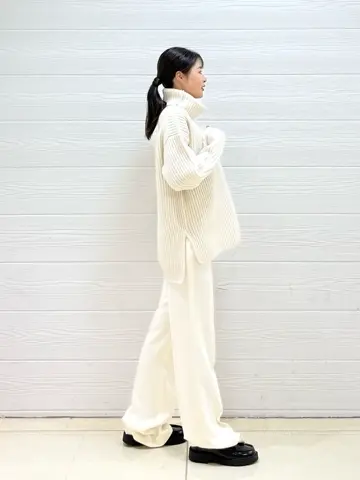 JOSEPH スタッフ コーディネート画像