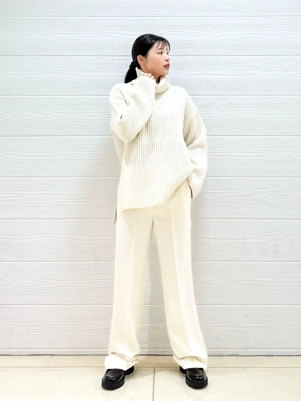 JOSEPH スタッフ コーディネート画像