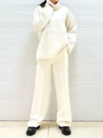 JOSEPH スタッフ コーディネート画像