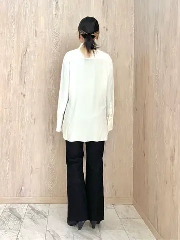 JOSEPH スタッフ コーディネート画像