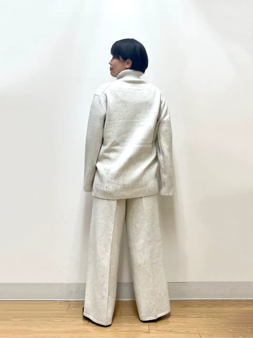 JOSEPH スタッフ コーディネート画像