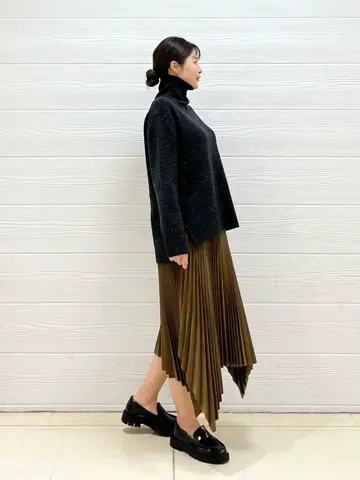 JOSEPH スタッフ コーディネート画像