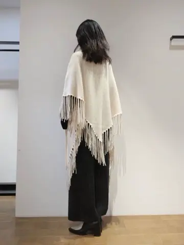 JOSEPH スタッフ コーディネート画像