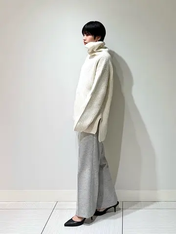 JOSEPH スタッフ コーディネート画像