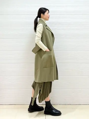 JOSEPH スタッフ コーディネート画像