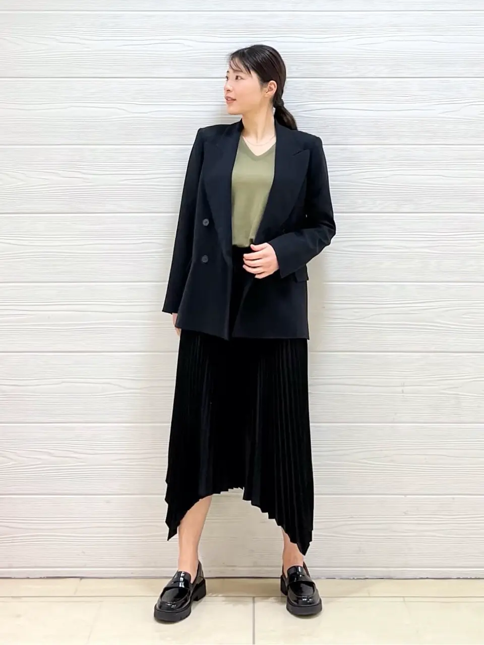 JOSEPH スタッフ コーディネート画像