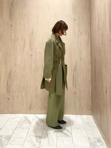 JOSEPH スタッフ コーディネート画像