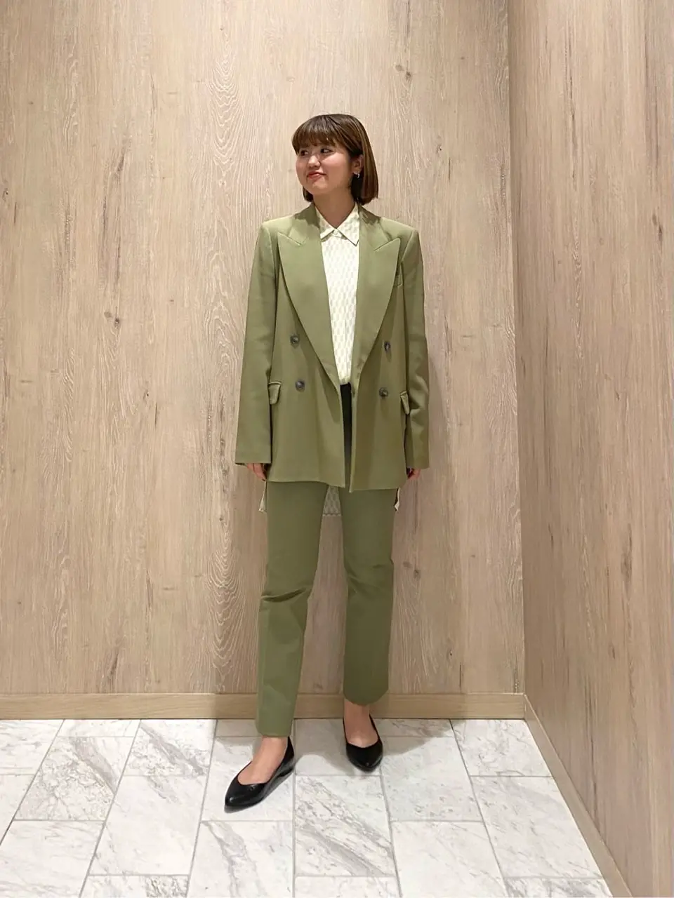 JOSEPH スタッフ コーディネート画像