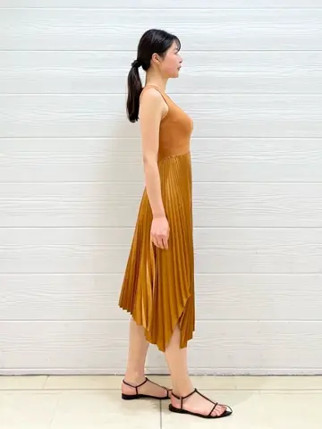 JOSEPH スタッフ コーディネート画像