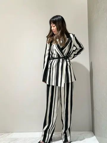 JOSEPH スタッフ コーディネート画像