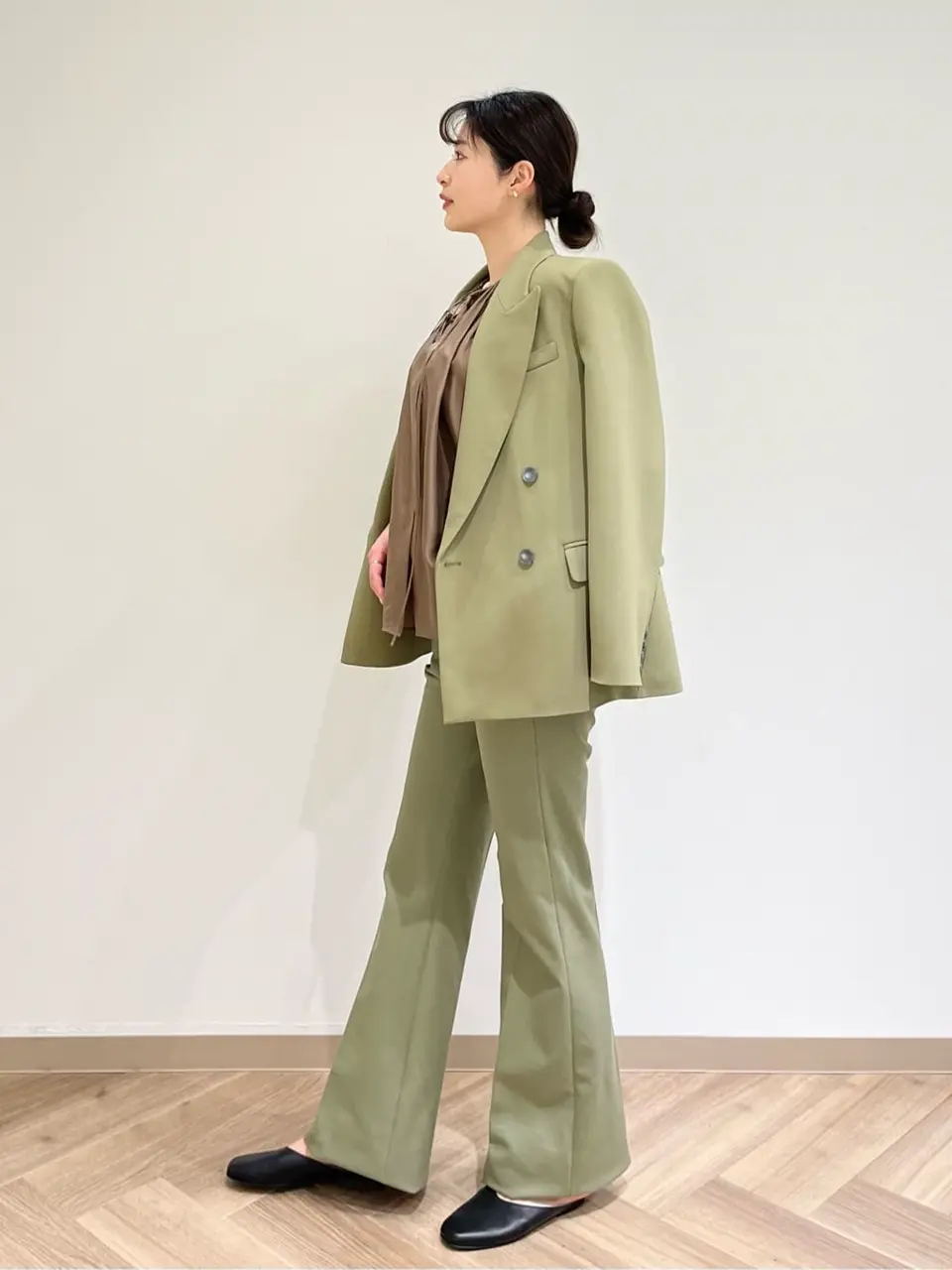 JOSEPH スタッフ コーディネート画像