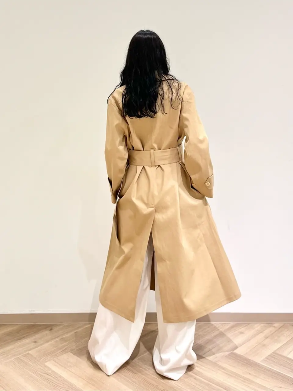 JOSEPH スタッフ コーディネート画像