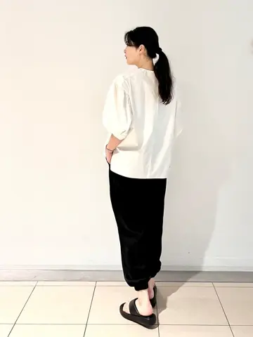 JOSEPH スタッフ コーディネート画像