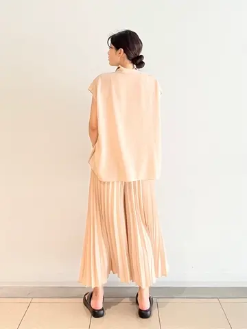 JOSEPH スタッフ コーディネート画像