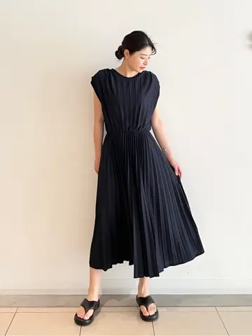 JOSEPH スタッフ コーディネート画像