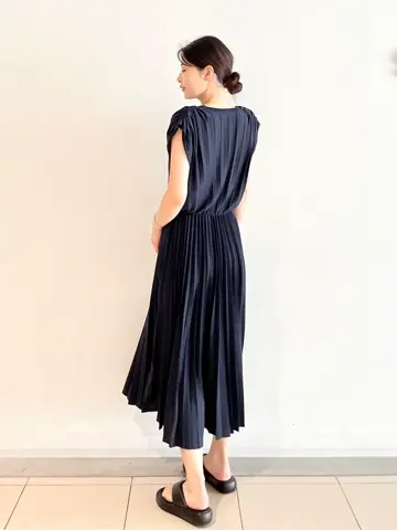 JOSEPH スタッフ コーディネート画像