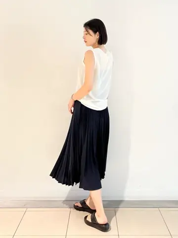 JOSEPH スタッフ コーディネート画像