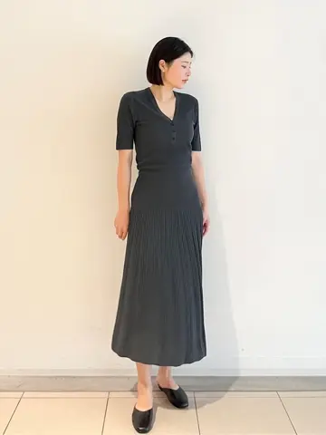 JOSEPH スタッフ コーディネート画像