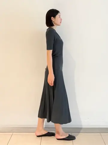 JOSEPH スタッフ コーディネート画像