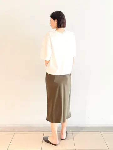 JOSEPH スタッフ コーディネート画像