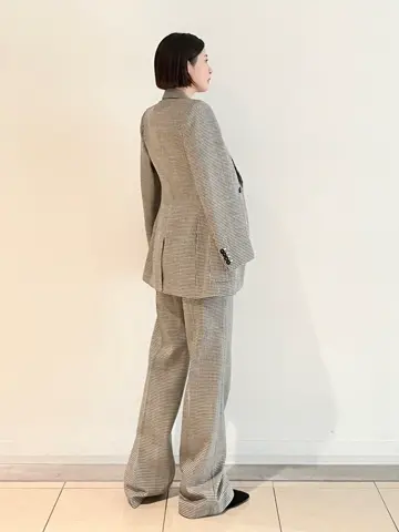 JOSEPH スタッフ コーディネート画像