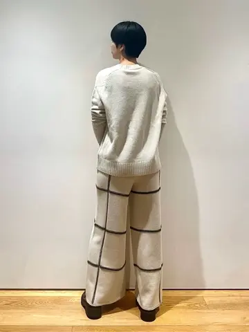 JOSEPH スタッフ コーディネート画像