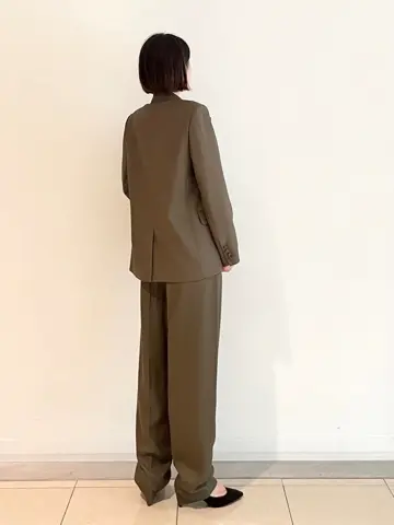 JOSEPH スタッフ コーディネート画像