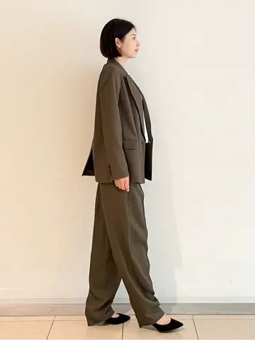 JOSEPH スタッフ コーディネート画像