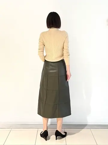 JOSEPH スタッフ コーディネート画像