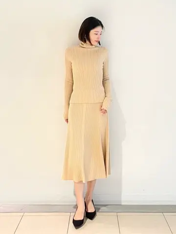 JOSEPH スタッフ コーディネート画像