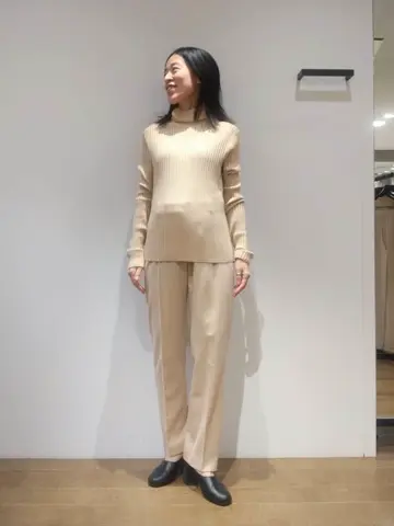 JOSEPH スタッフ コーディネート画像