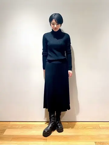 JOSEPH スタッフ コーディネート画像