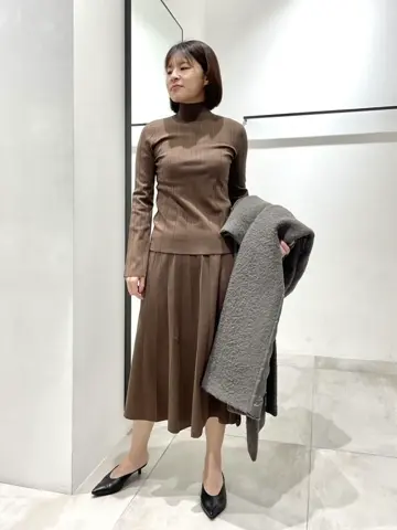 JOSEPH 小田 コーディネート画像