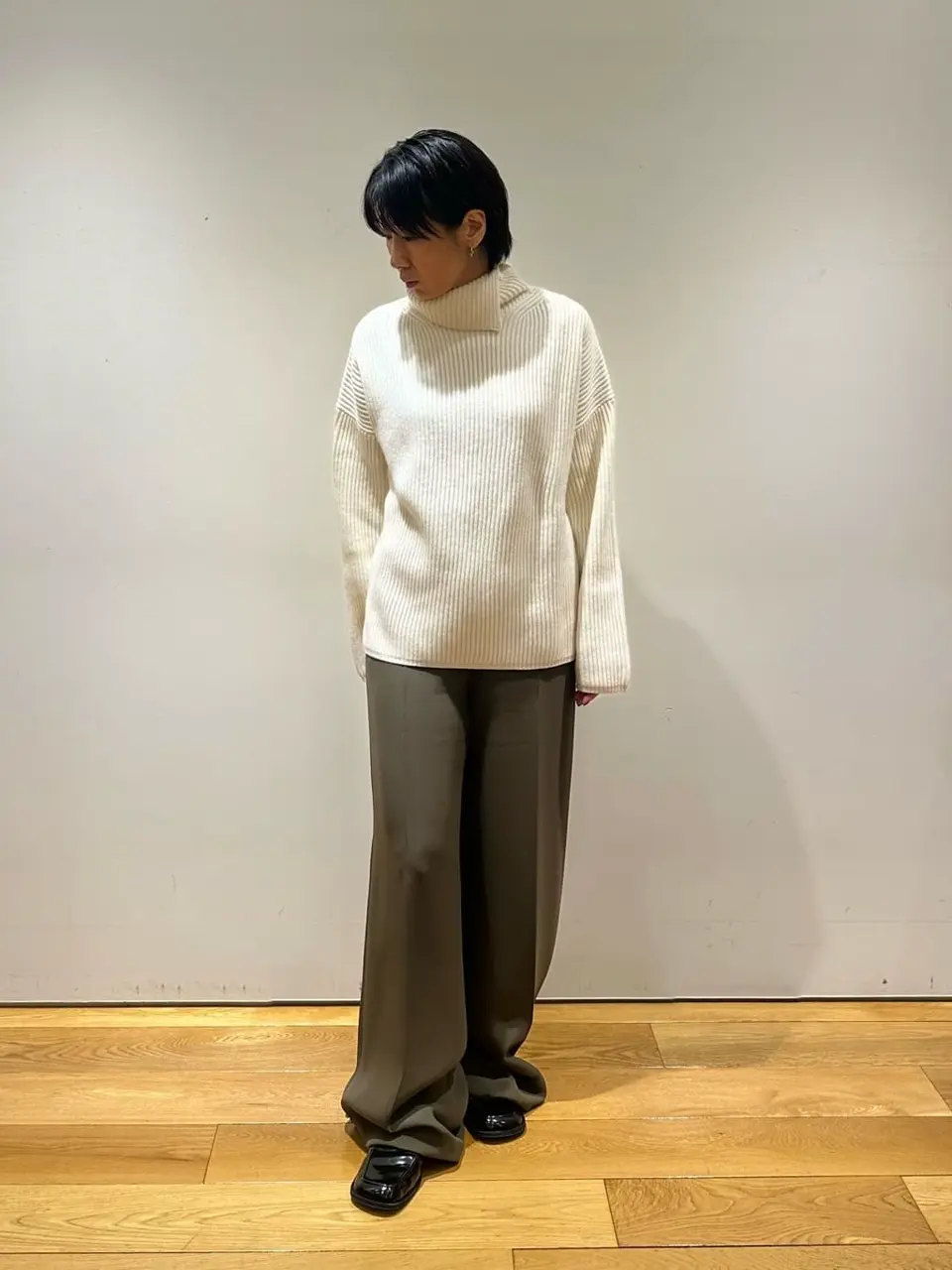 JOSEPH スタッフ コーディネート画像