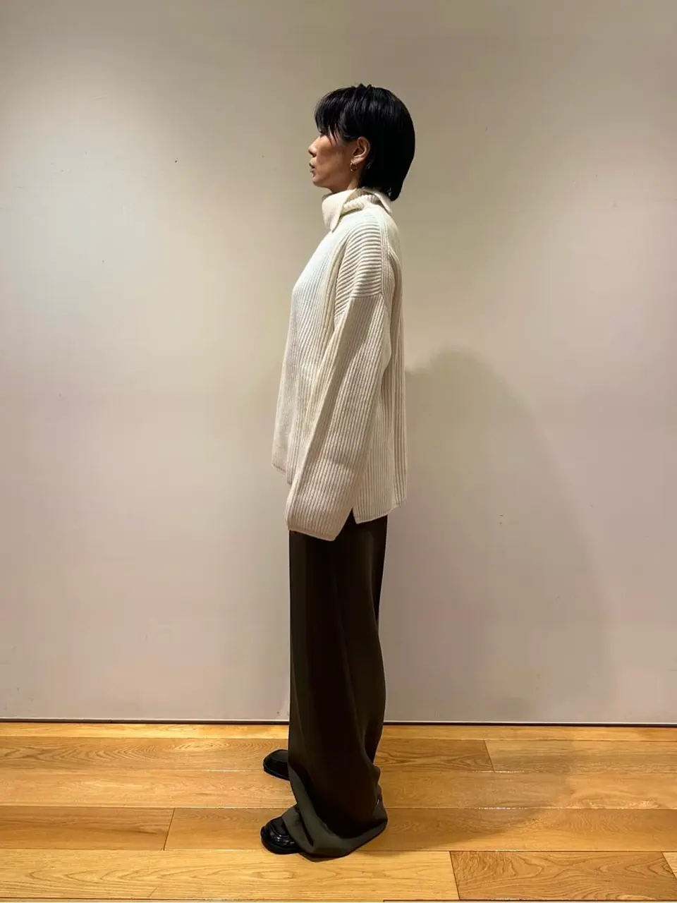 JOSEPH スタッフ コーディネート画像