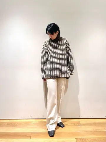 JOSEPH スタッフ コーディネート画像