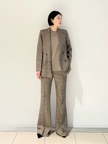 JOSEPH スタッフ コーディネート画像