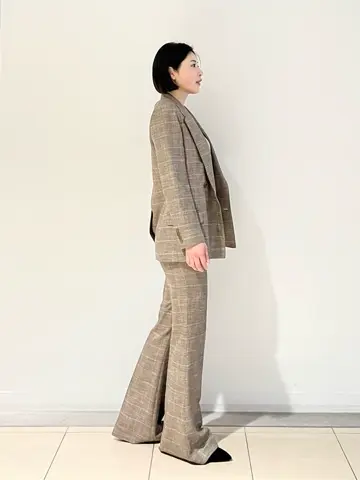 JOSEPH スタッフ コーディネート画像