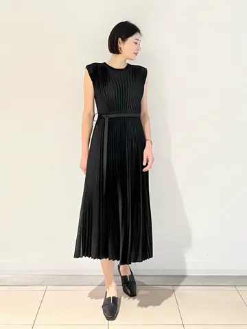 JOSEPH スタッフ コーディネート画像