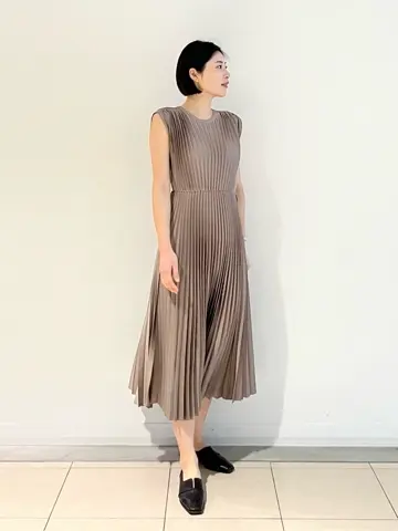 JOSEPH スタッフ コーディネート画像