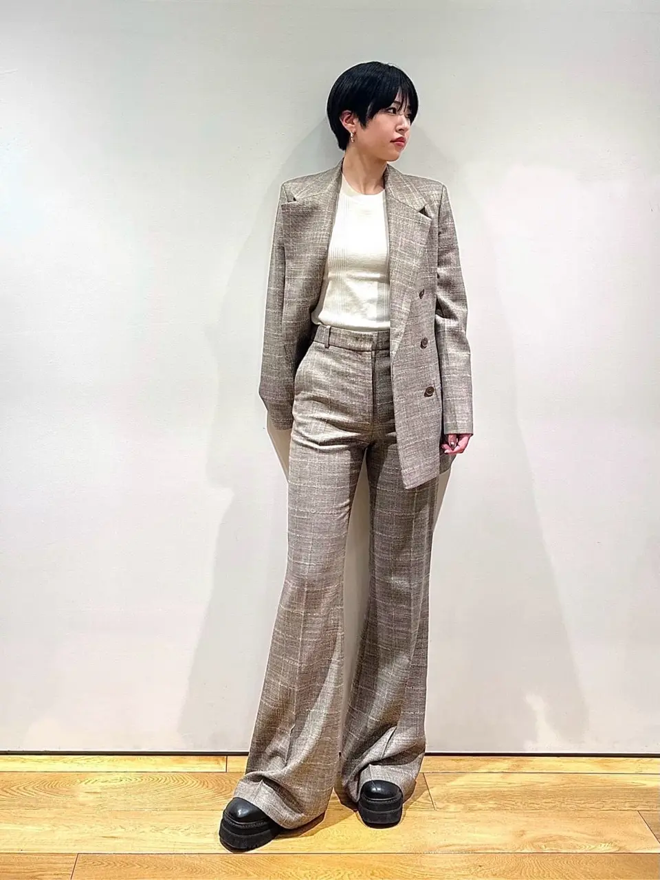 JOSEPH スタッフ コーディネート画像