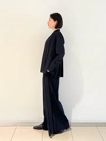 JOSEPH スタッフ コーディネート画像