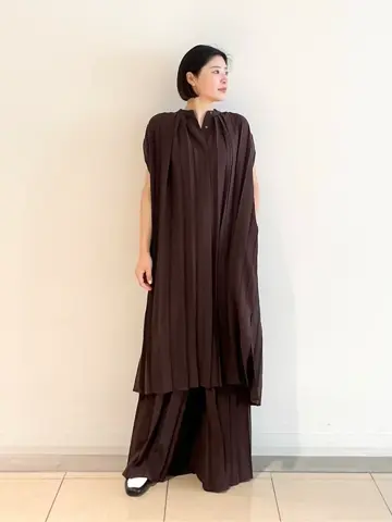 JOSEPH スタッフ コーディネート画像