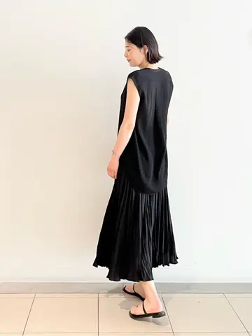 JOSEPH スタッフ コーディネート画像