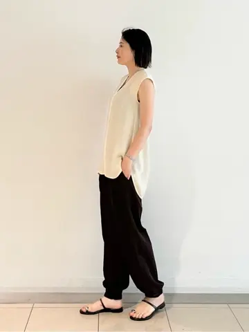 JOSEPH スタッフ コーディネート画像