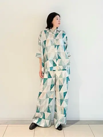 JOSEPH スタッフ コーディネート画像