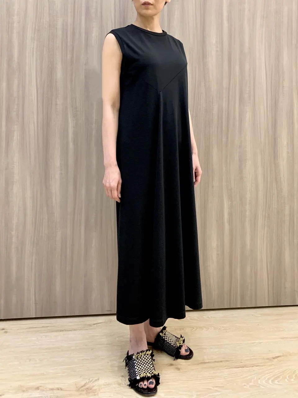 JOSEPH スタッフ コーディネート画像